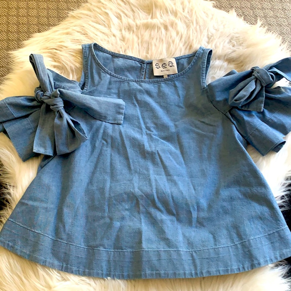 Sea - Light chambray cold shoulder top with cute bows on the sleeves!!